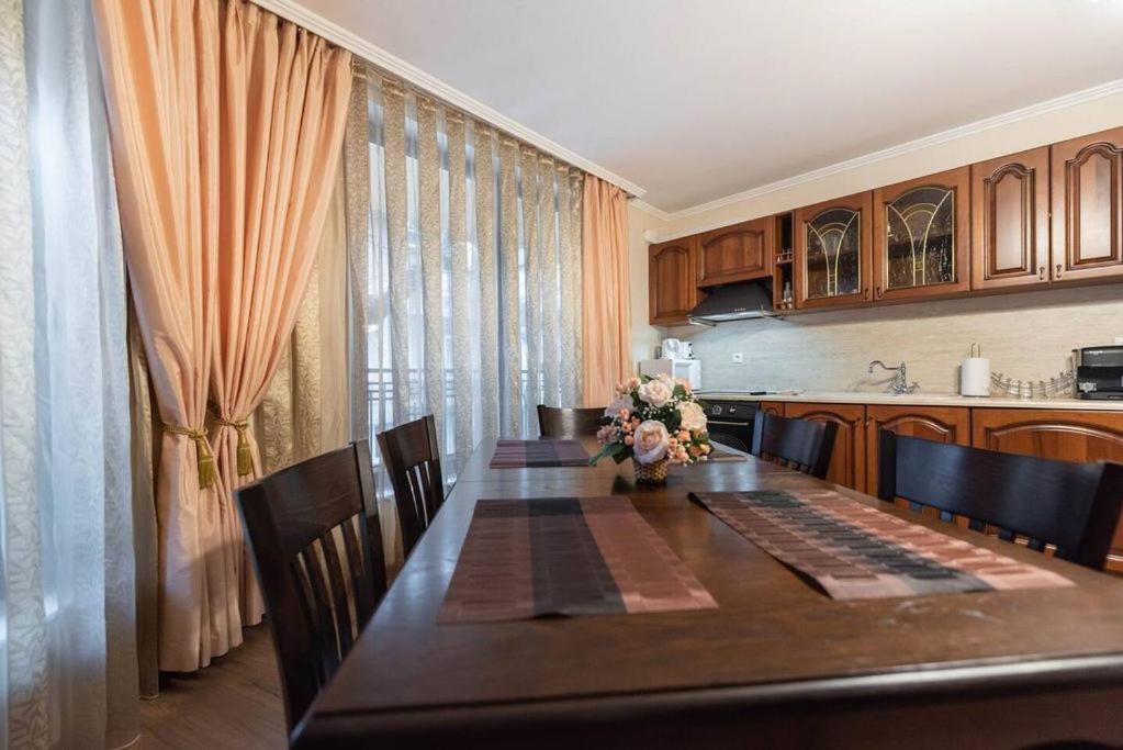 Vazov Residence , Two Bedroom Top Centre Apartment Varna Dış mekan fotoğraf