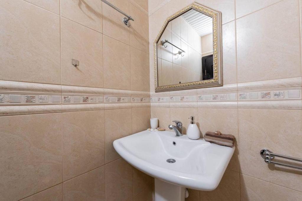 Vazov Residence , Two Bedroom Top Centre Apartment Varna Dış mekan fotoğraf